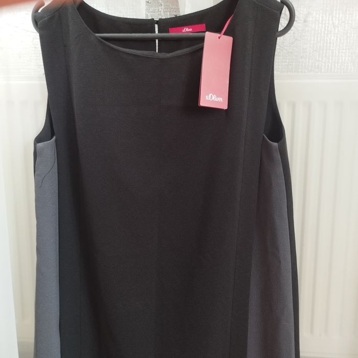 Сукні чорного кольору