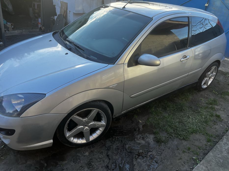 Ford focus 1 svt