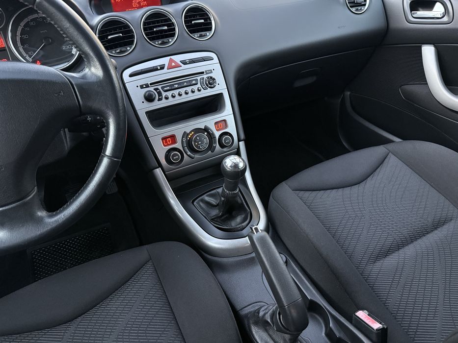 PEUGEOT 308 1.4 VTI Gasolina - 115.000 km - Com Garantia