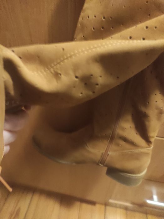 Brązowe kozaki ażurowe, 39