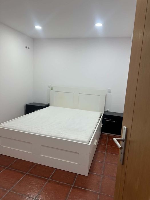 Aluguer de apartamento.