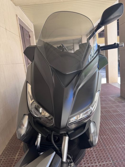 Scooter X-Max 400