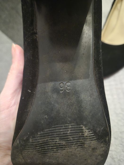 Czółenka słupek 36