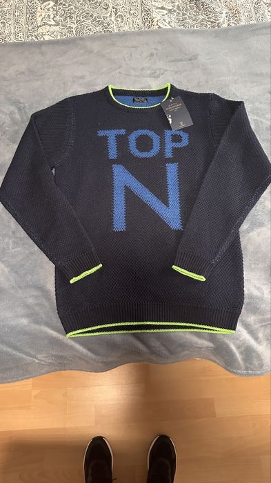 Camisola de malha de criança/homem tamanho M [NOVO]