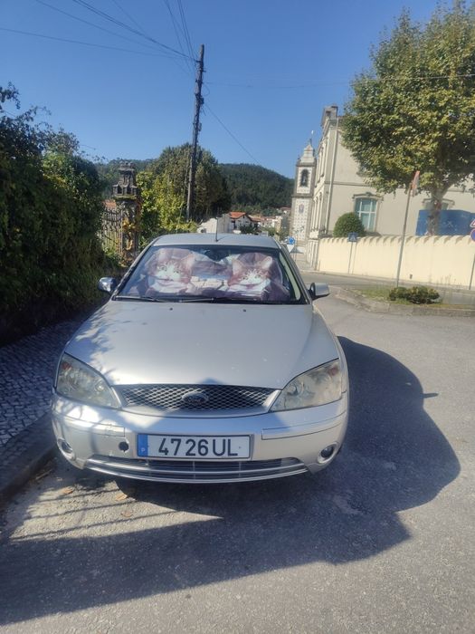 Ford Mondeo versão Ghia