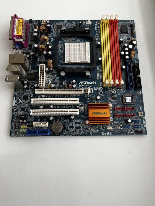 Материнская плата ASRock ALiveNF6G-DVI Материнська плата ALiveNF6G