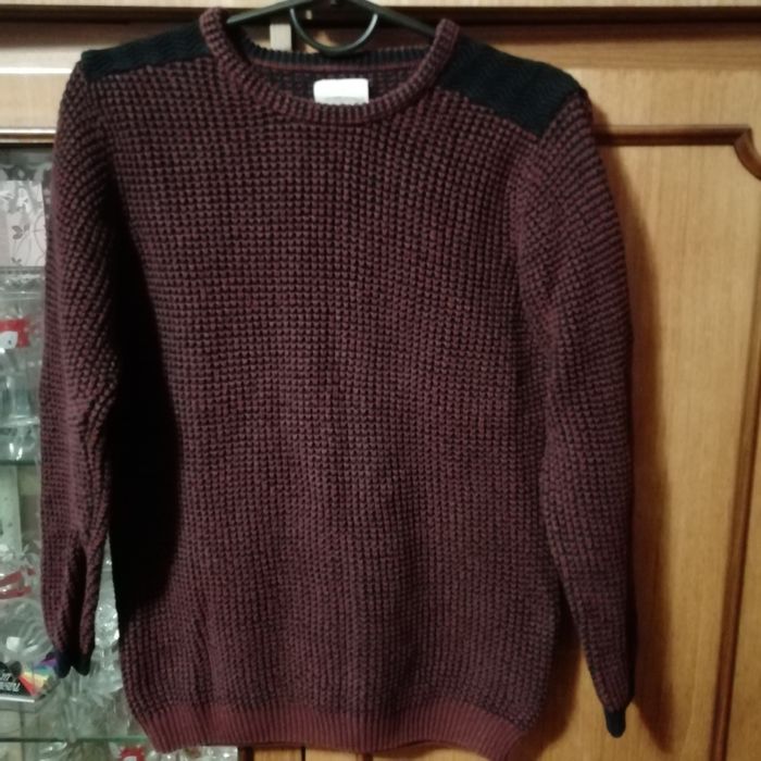 Світер фірми Зара