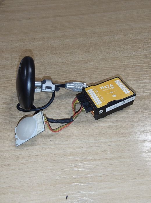 DJI Naza M V2 .Kontroler lotu z GPS i barometrem .