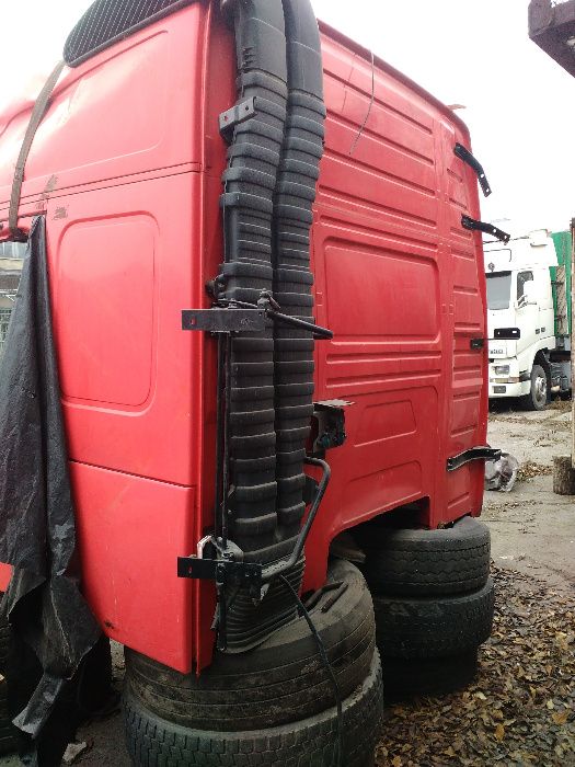 Кабина Volvo FH12