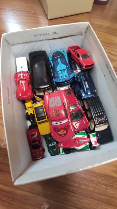 Diversos Carros De Brincar