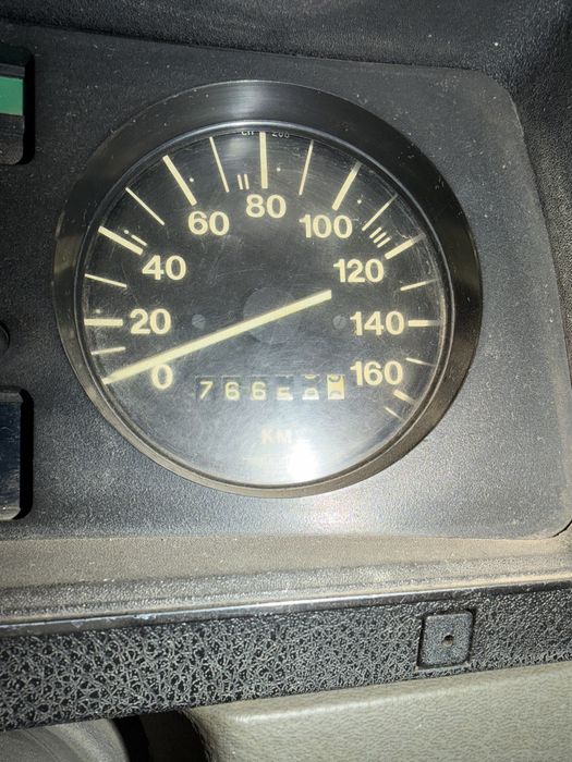 Москвич 2140 SL Люкс (обшивка салону знята)