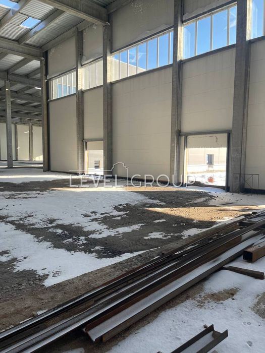 Продаж складського приміщення 2217 кв.м Житомирьска траса.