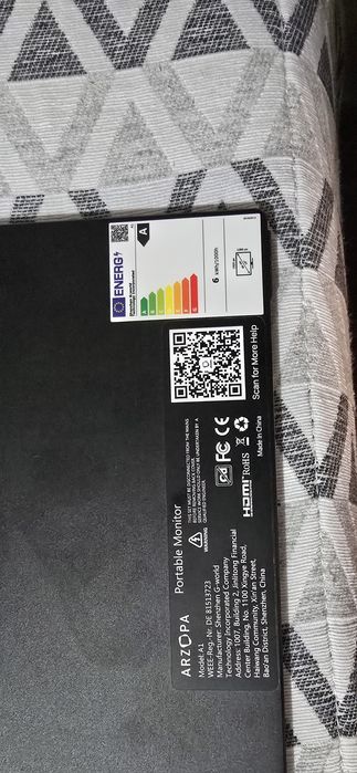 Monitor Portátil ARZOPA 15,6" FHD - ecrã IPS ultrafino com suporte
