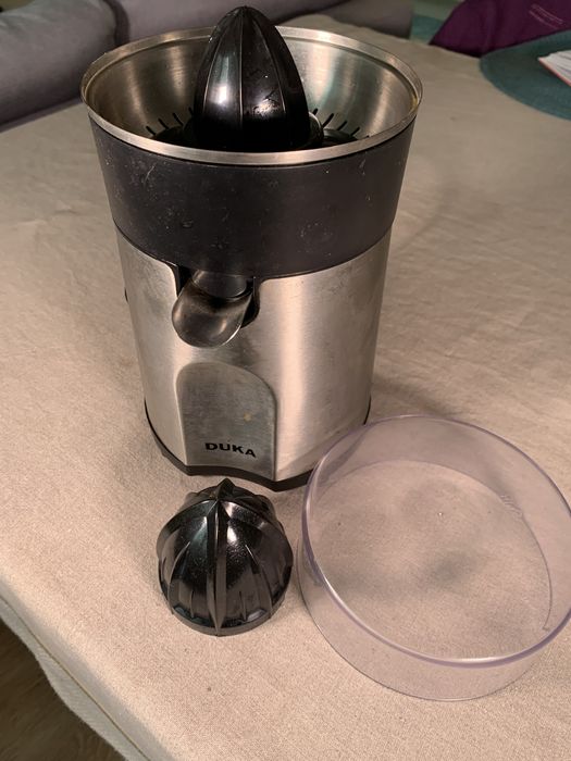 Wyciskacz do cytrusów DUKA