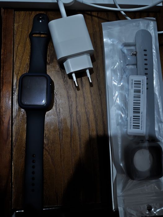 Apple Watch SE (2024) 44mm GPS+ Cellular