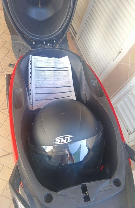 Vende-se mota elétrica