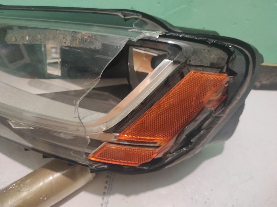 Фара Volkswagen jetta 5с7941005j