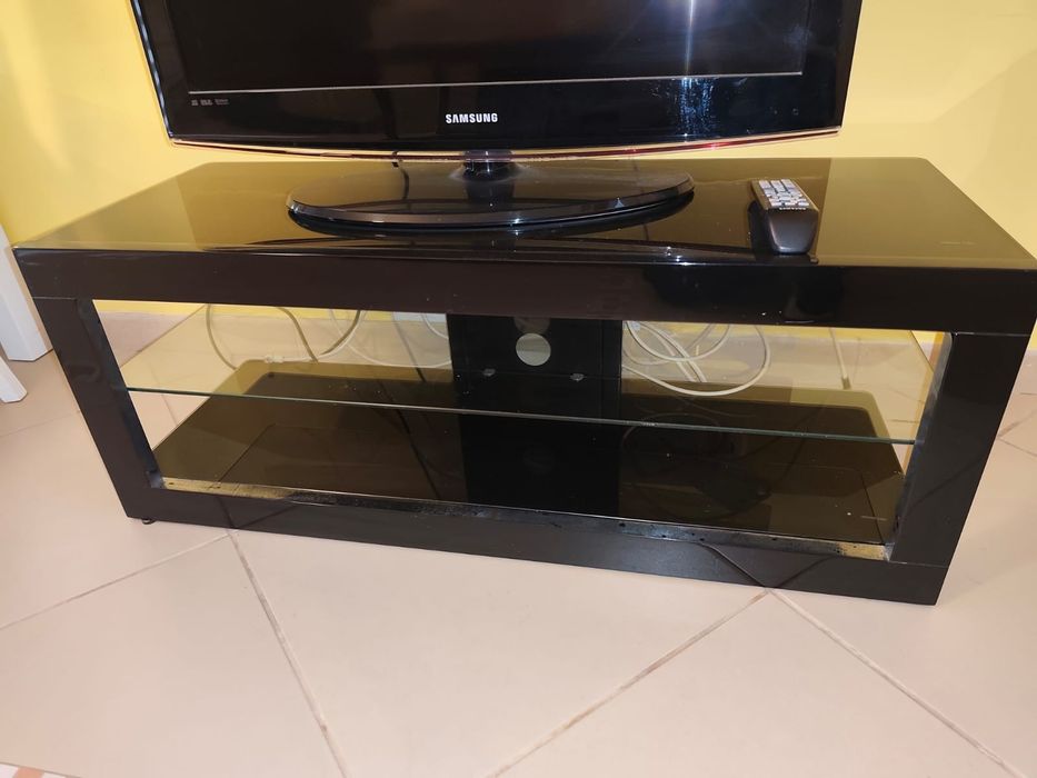Móvel TV em vidro