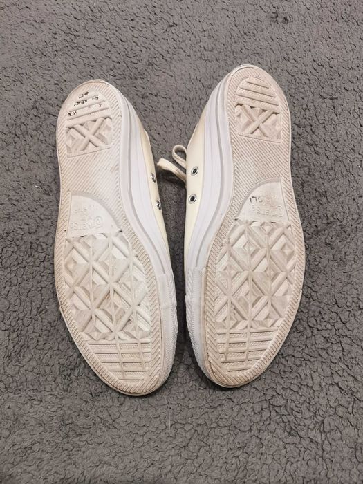 Tenisówki Converse białe lakierowe