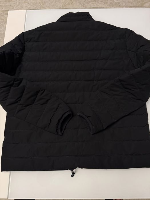 Лёгкий пуховик EMPORIO ARMANI (оригинал)