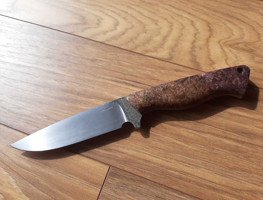 Noż myśliwski od Skud knives stal D2 czeczota ręczna robota prezent