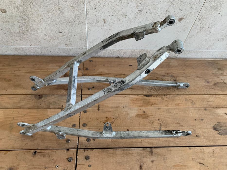 Subquadro de kawasaki kx 250 de 2004