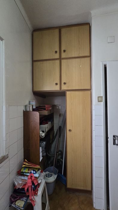 Moveis de cozinha urgente devido a obras