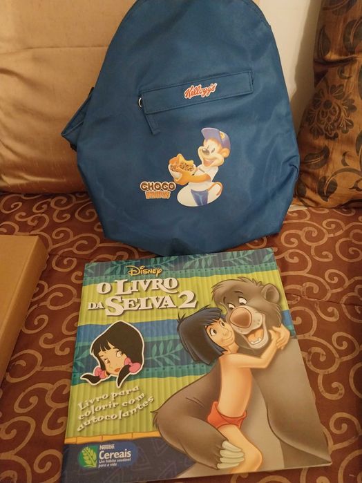 Conjunto Mochila tiracolo azul + Livro da Selva para pintar, Disney