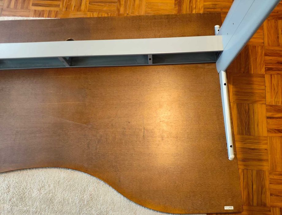 Secretária sector bancário em madeira maciça