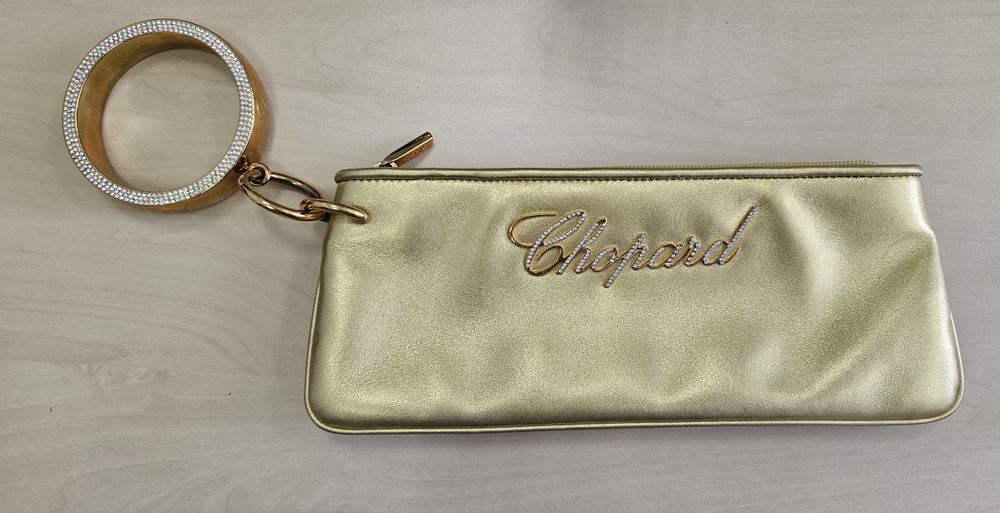 Клатч золотий Chopard