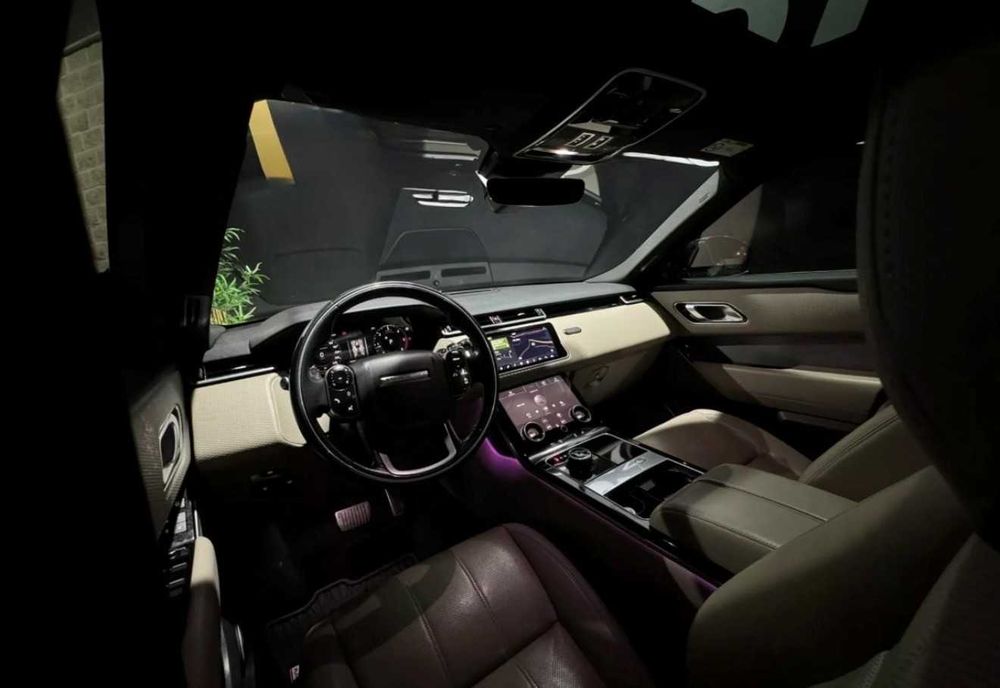 Range Rover Velar 2.0 R-DYNAMIC D240 SE