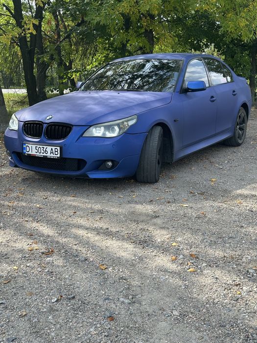 Продам BMW Е60. 2.5 газ/бензин