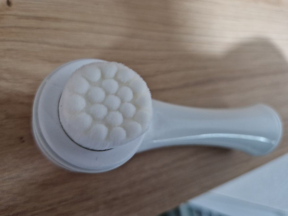 Escova de Limpeza Facial.  Nova