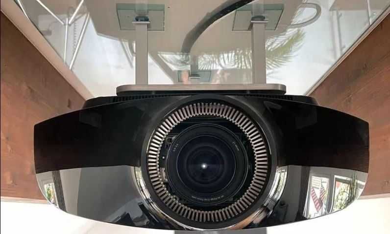 4K Sony VW1000 projektor jak rzutnik JVC