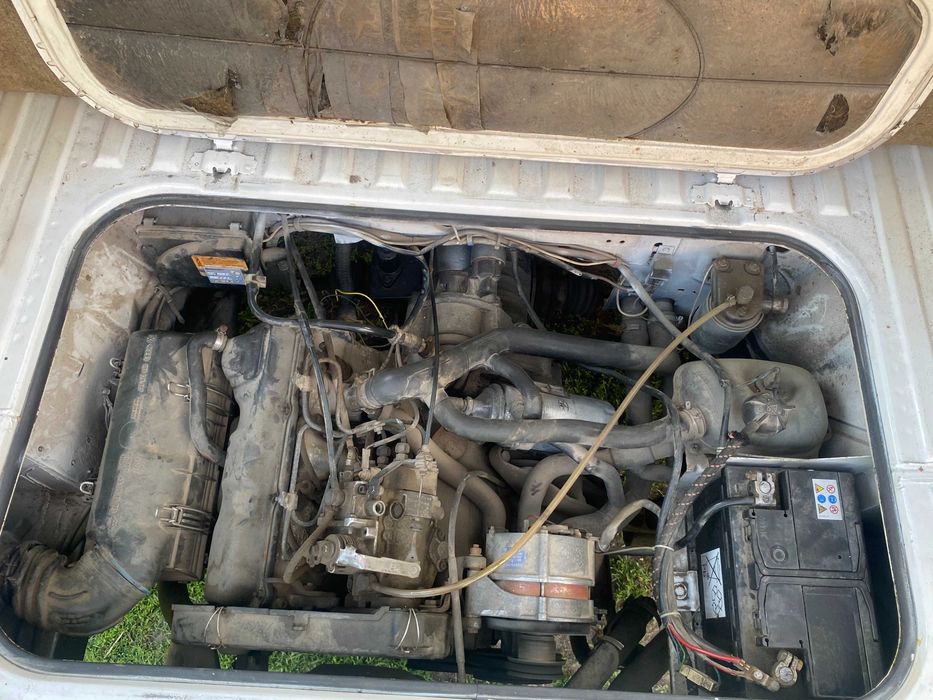 VW Transporter T3 1.6D 9 osób