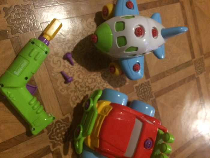 Конструктор (машинка и самолет)