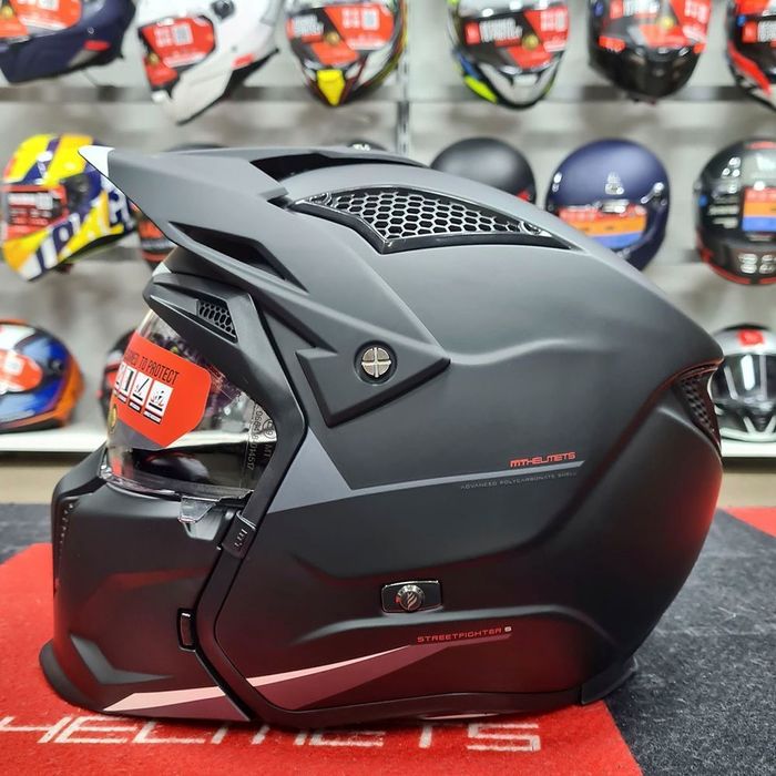 Мото шолом MT helmets streetfighter sv s шлем стрітфайтер чорний мат