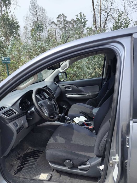 Mitsubishi l200 Strakar 4x4 4wd