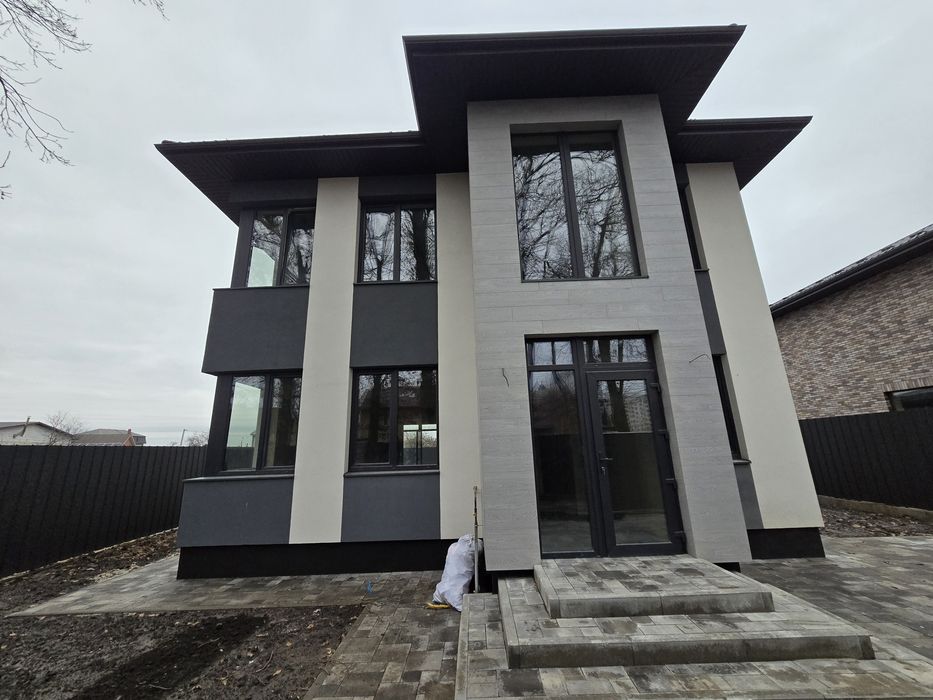 Будинок 220 м2 біля школи сквер дуби с. Чабани поруч Гатне Теремки