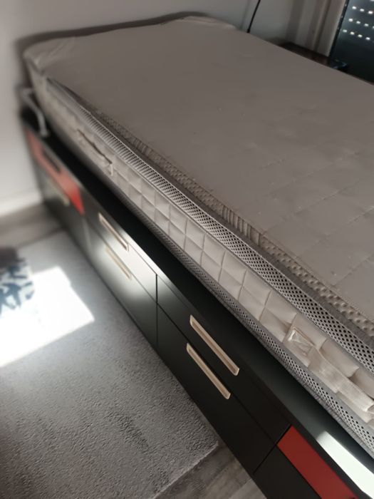 Mobilia quarto individual