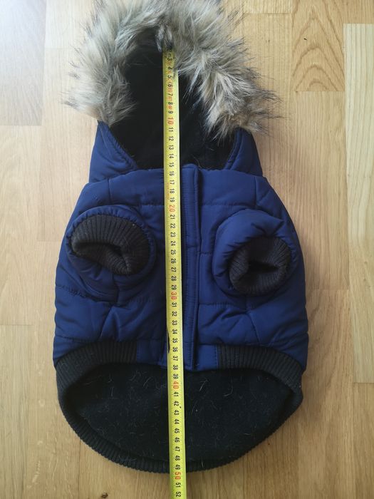 Для собачки одежда.