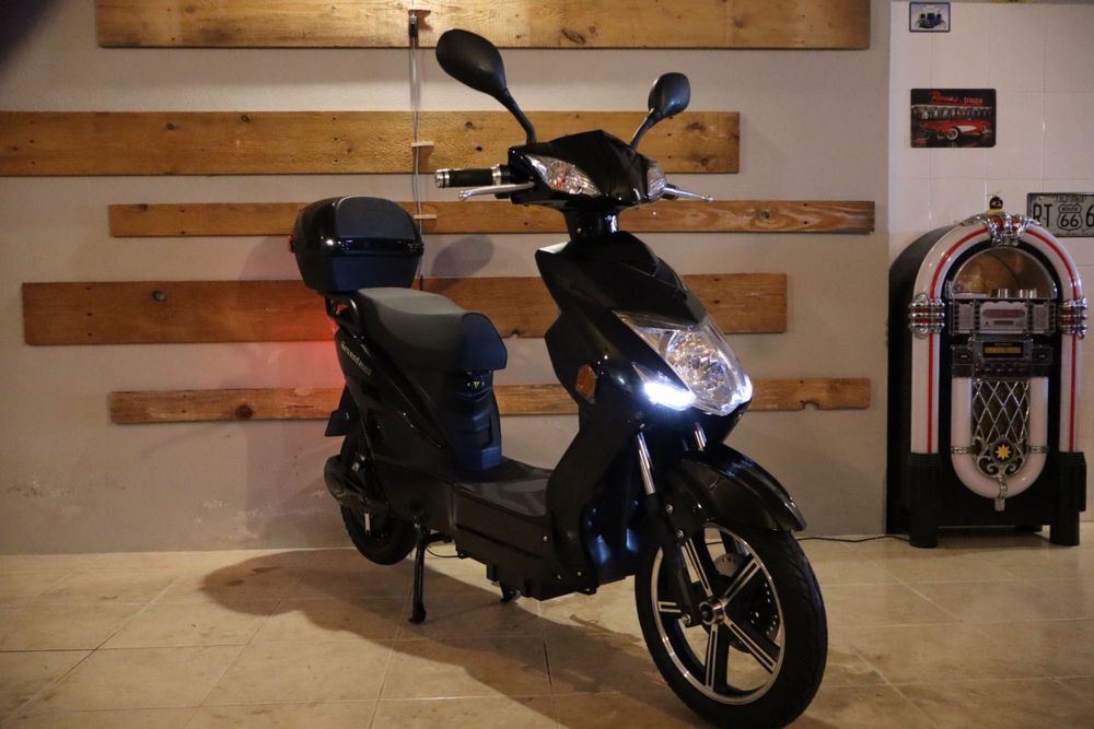Financiamento Scooter Elétrica sem carta Seventeen Classic 60v 20ah