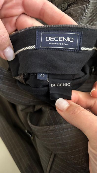 Fato completo calcas e casaco.