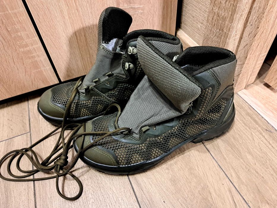 Берці соти, зелені.