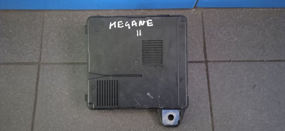 Skrzynka moduł BSI Renault Megane II 8200306033A