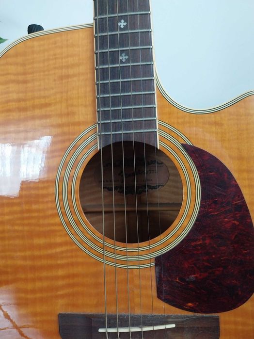 Guitarra acústica Fender