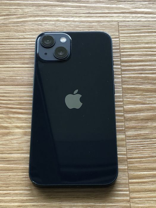 PACK APPLE: iPhone 13 (128GB) + Apple Watch Series 3 (42mm GPS)