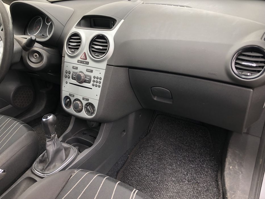 Opel corsa 1.2 103.000 km