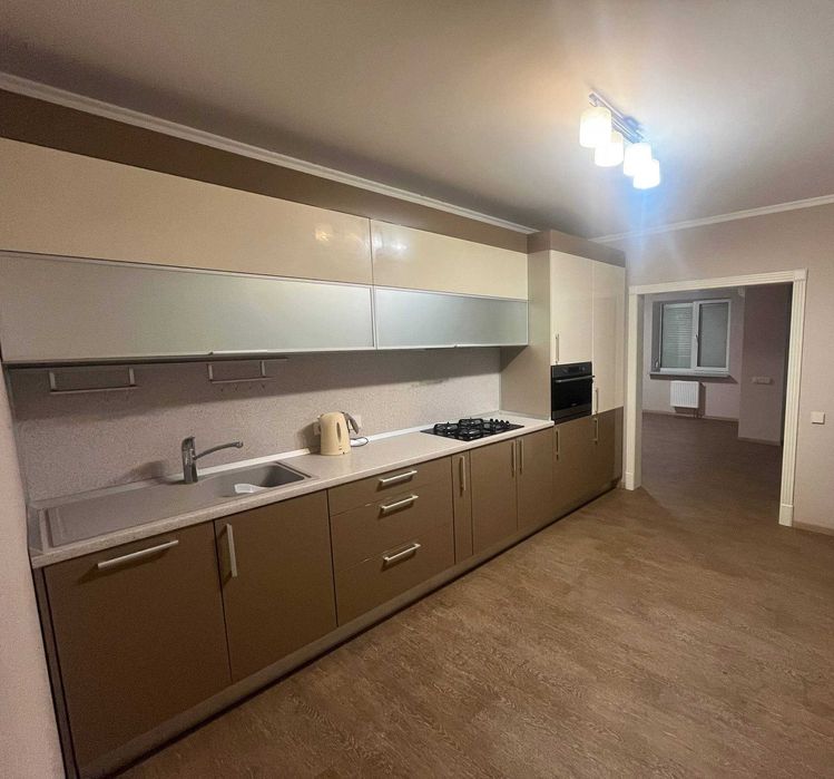 Ворзель. Продаж 1-поверх 3 кімнатної квартири з ремонтом 93,2м²