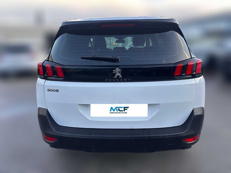 Peugeot 5008 II 1.5 BlueHDi 7Lug de 2018 Salvado